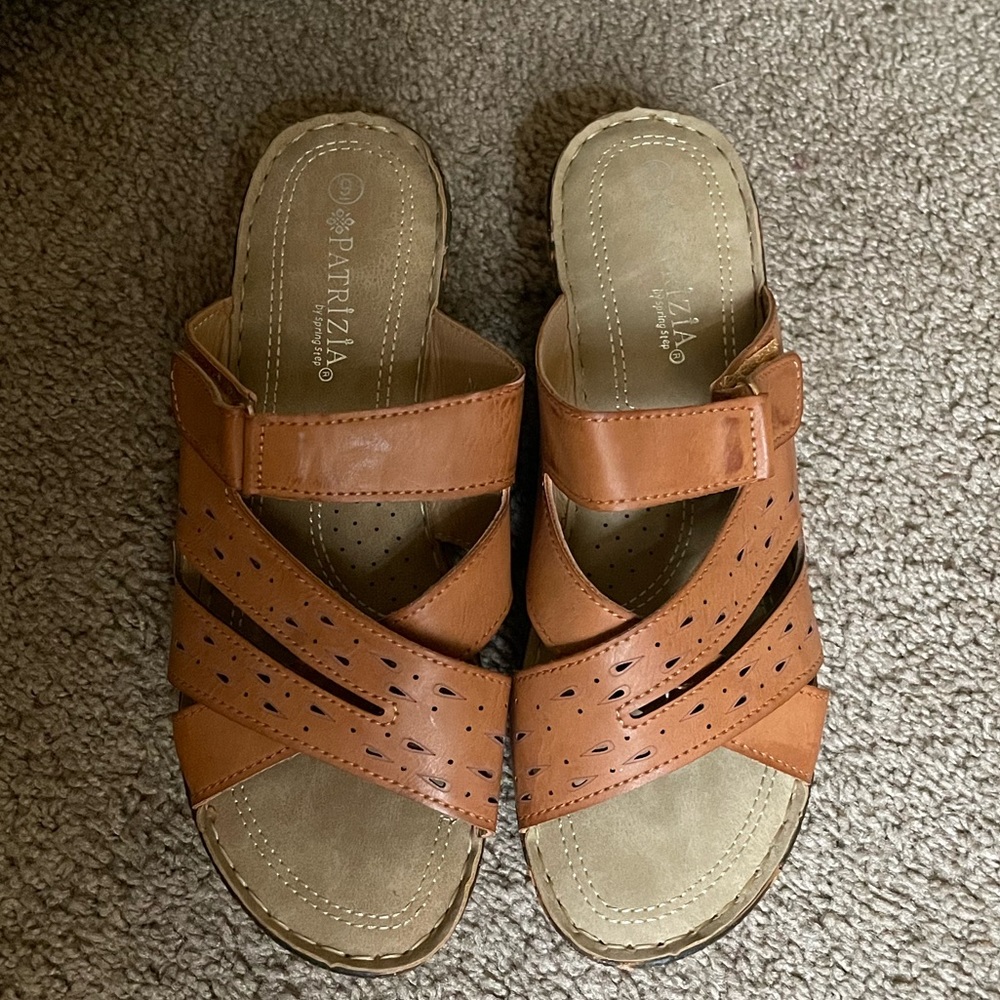 Patrizia spring step sandals